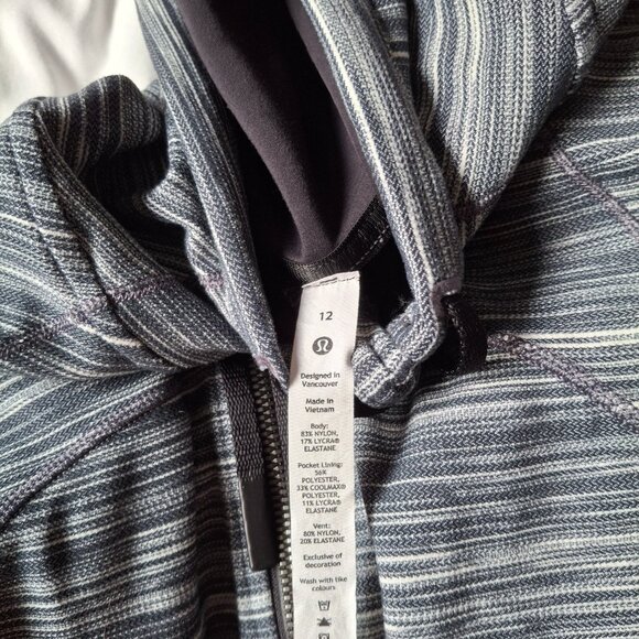 Lululemon Define Hooded Jacket - Picture 8 of 8